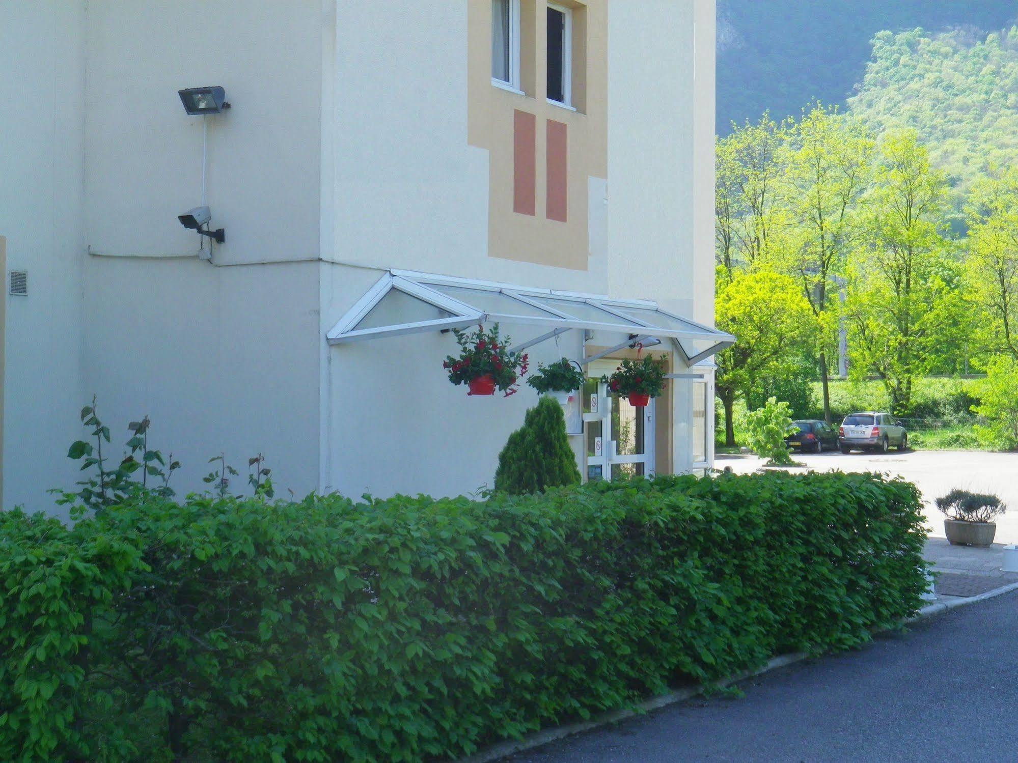 Hotel Amys Voreppe Eksteriør bilde